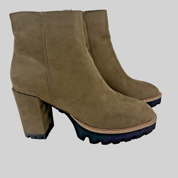 CUSHIONAIRE Women's Ringo platform heel boot Memory Foam Size 11M - Picture 15 of 15